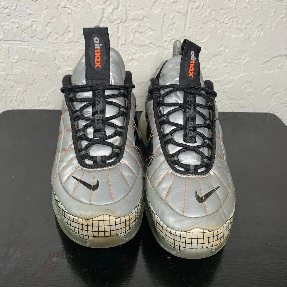 Nike Air‎ MX-720-818 Mens Size 6 Womens Size 7.5 Running Shoes Silver Orange